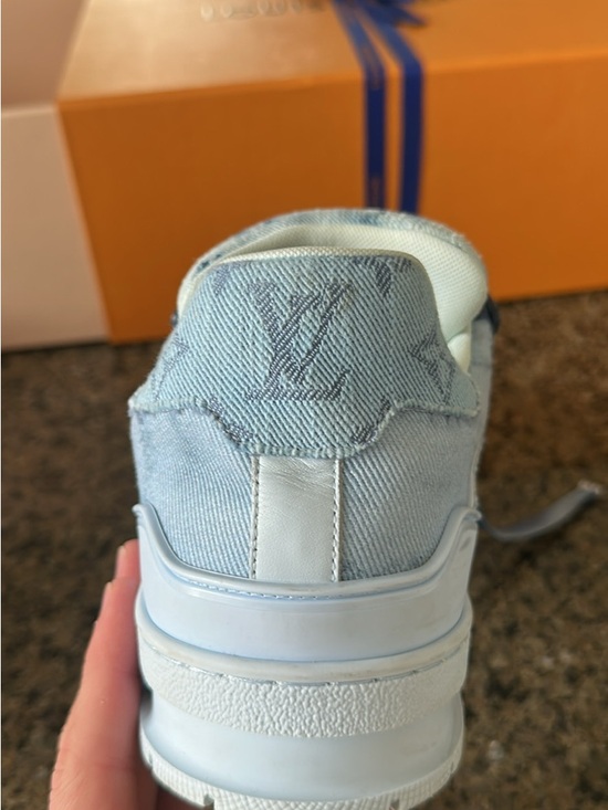 Louis Vuitton Orange Box with Blue Branded Ribbon main image 5